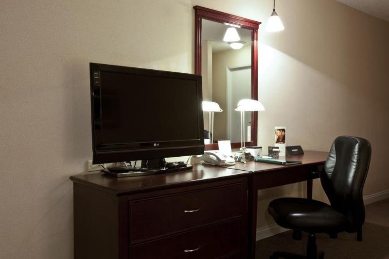 Фото Sandman Signature Calgary Downtown Hotel