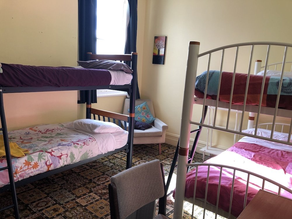 Фото Empire Hotel Backpackers