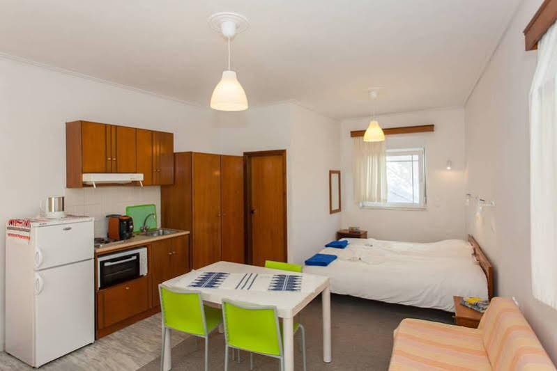 Фото Marathakis Apartments