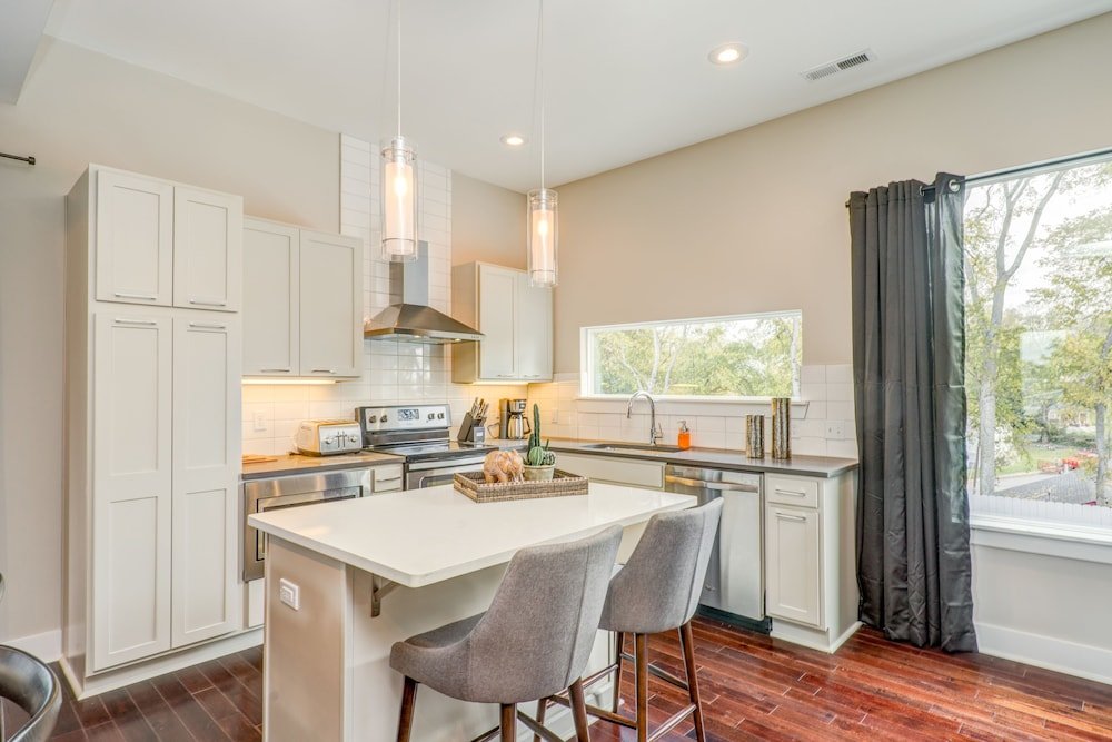 Фото 2nd Ave S Townhouse Unit C10 - 3 Br Townhouse