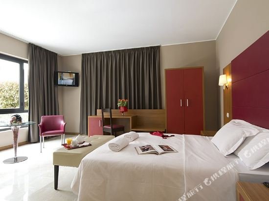 Фото Oasi Village Hotel