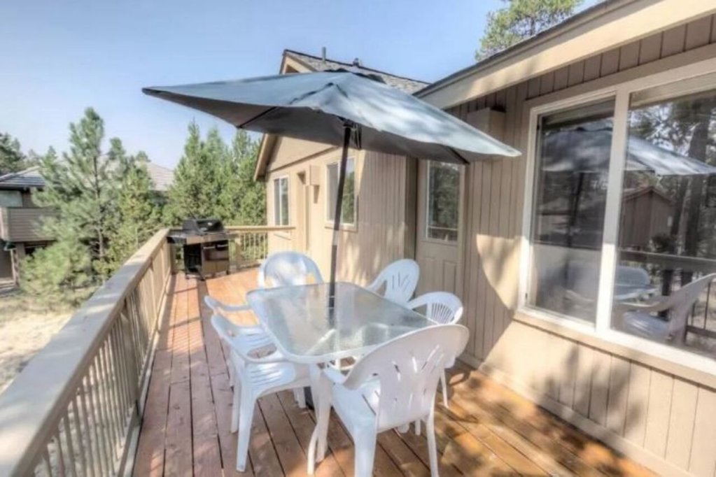 Фото Warbler Lane 15