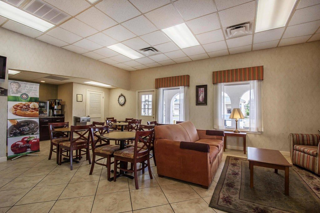 Фото Quality Inn & Suites Covington