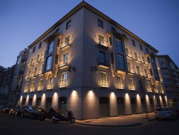 Фото Отель Nexus Valladolid Suites & Hotel