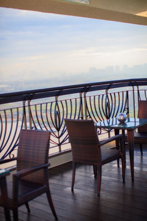 Фото Renaissance Riverside Hotel Saigon