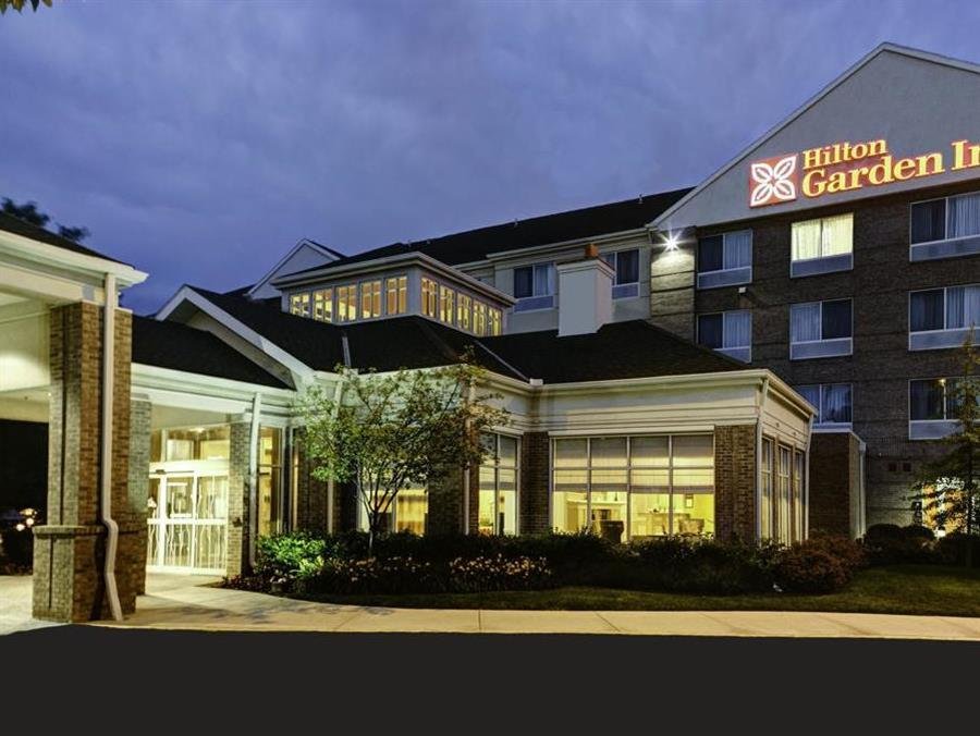 Фото Hilton Garden Inn Overland Park
