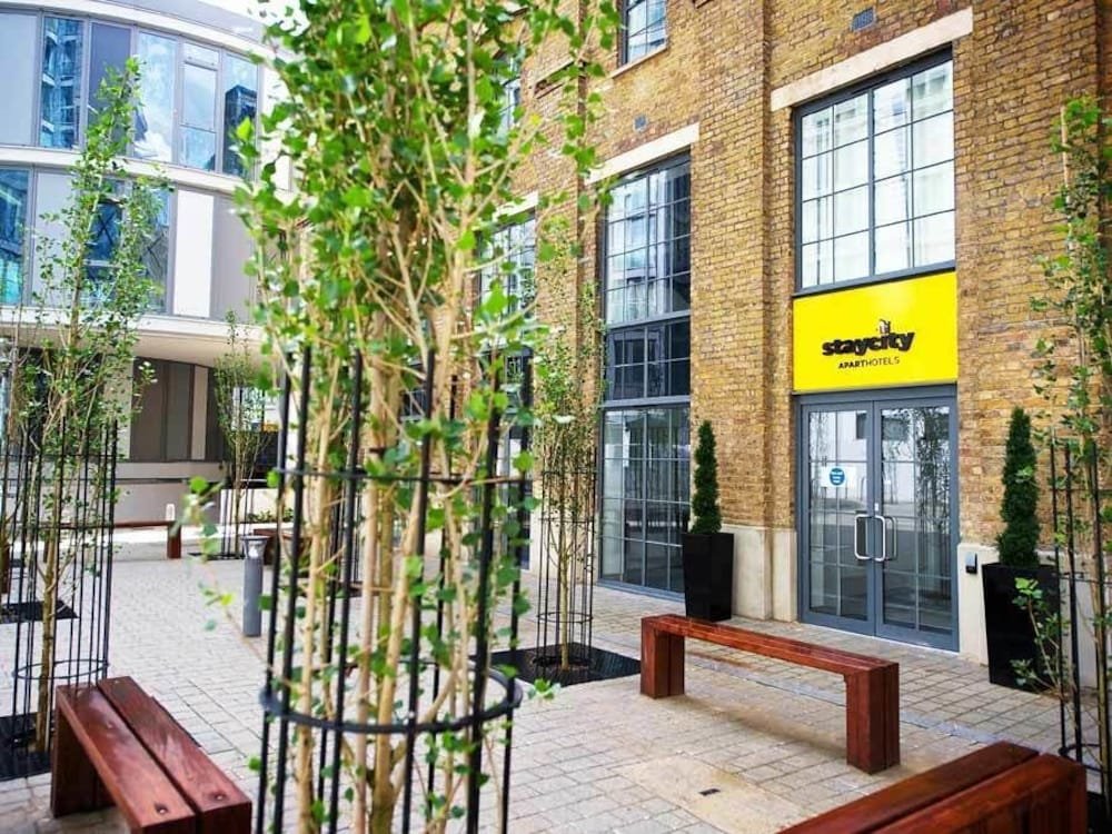 Фото Staycity Aparthotels Deptford Bridge Station