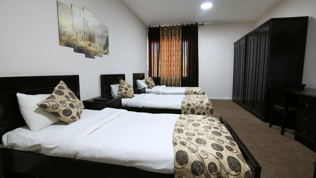 Hotel Lilium Hotel, Amman, photo