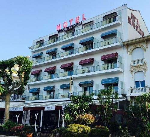 Гостиница Hôtel Le Beau Séjour в Сене-Рафаэле