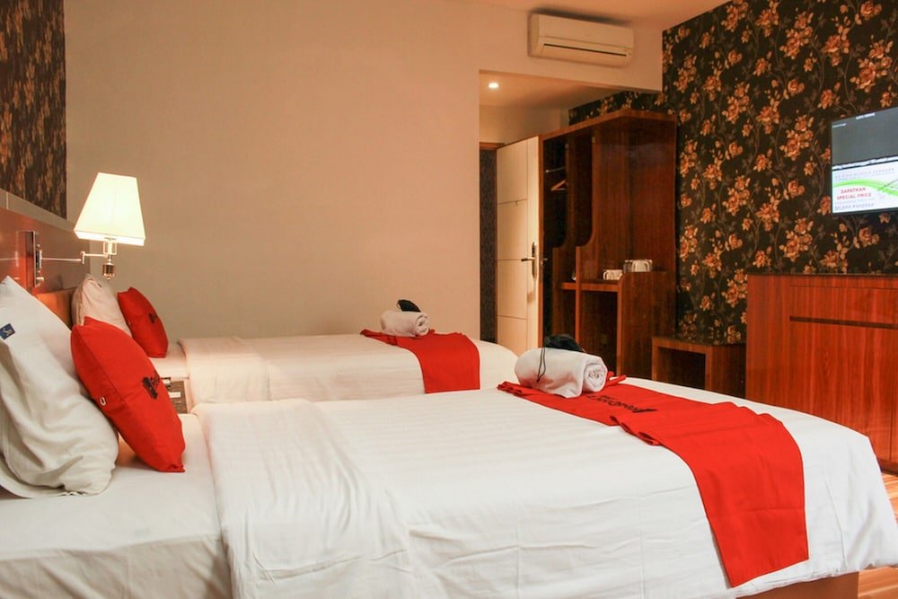 Фото RedDoorz Premium near Bandung Station