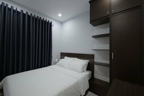 Гостиница Trangs Beachfront Apartment Nha Trang в Нячанге