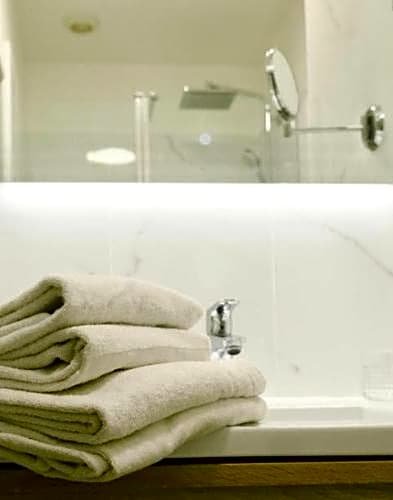 Фото Hotel Bellevue Marseille