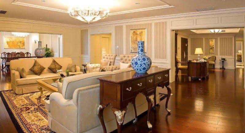 Фото Days Hotel and Suites Fudu Changzhou