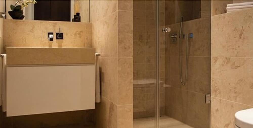 Фото Отель The Wellem