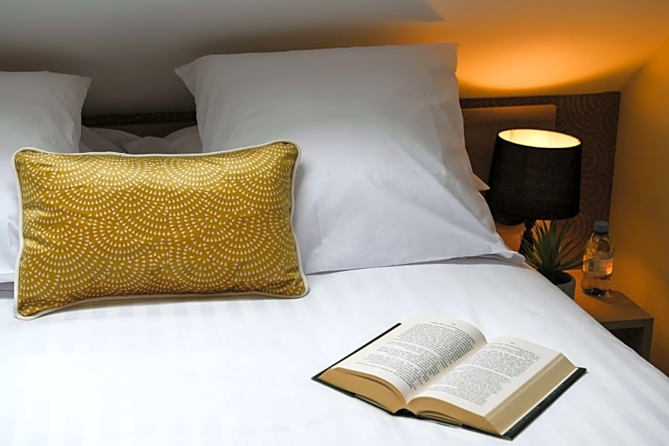 Фото Est Western Plus Le Havre Centre Gare