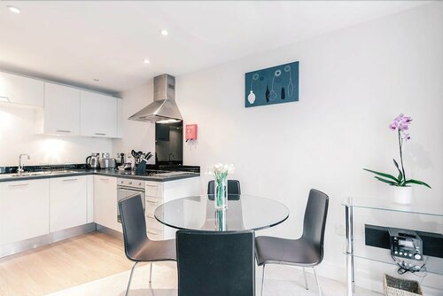 Гостиница Roomspace Apartments -Capitol Square