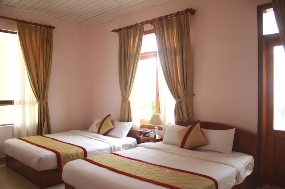 Фото Gold Night Hotel