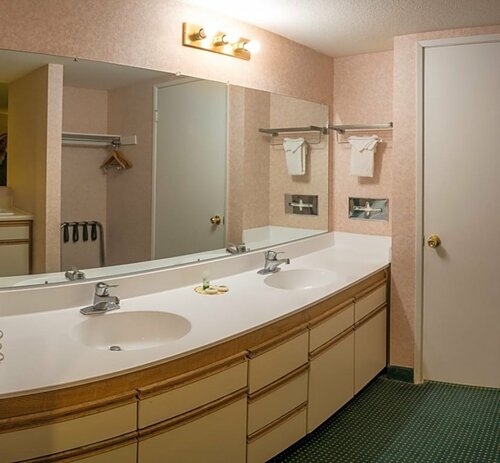 Гостиница Rodeway Inn в Сан-Бернардино