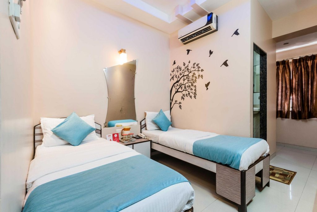 Фото Hotel Broadway Colaba