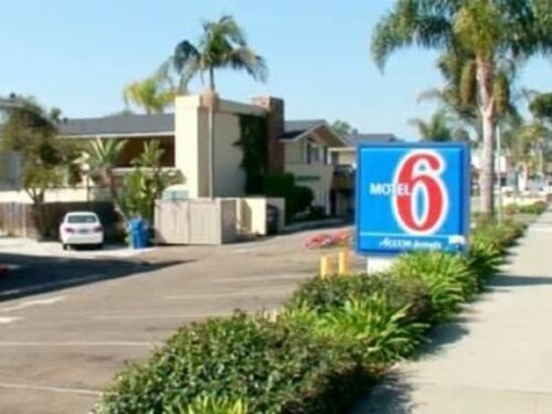 Гостиница Motel 6 Santa Barbara, Ca - State Street в Санта-Барбаре