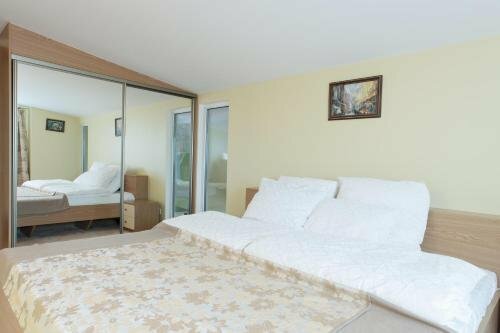 Гостиница Daugava Lux Apartments в Риге