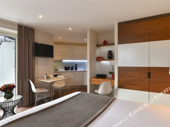Фото Fraser Place Canary Wharf