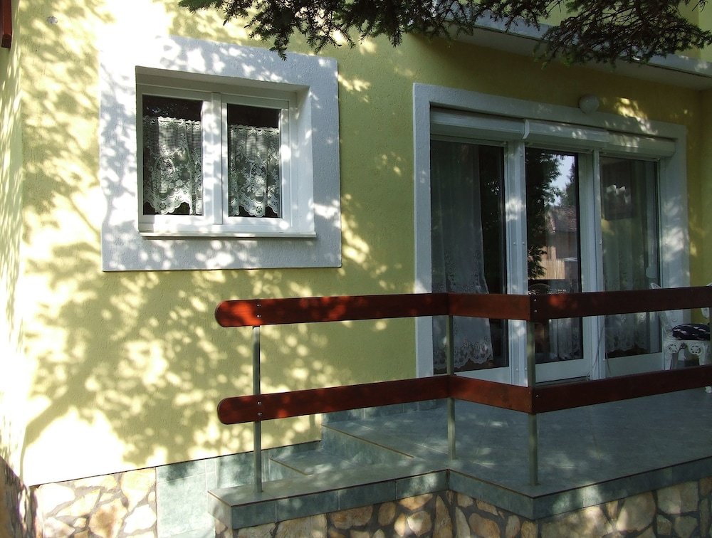 Фото Vadasztanya Apartmanhazak