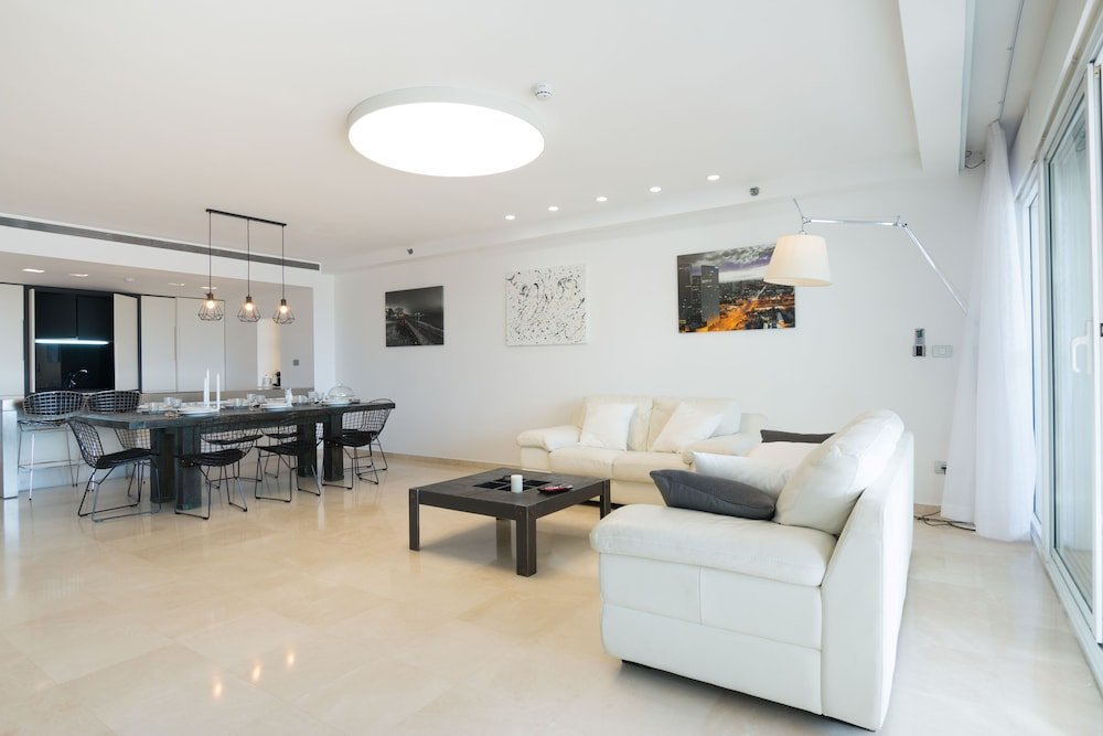 Фото Marina Herzliya Sea View SPA Parking