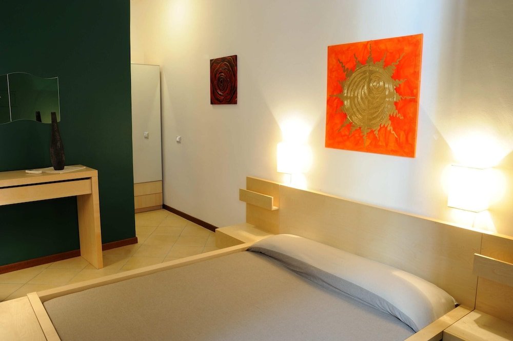 Фото House With one Bedroom in Palermo, With Balcony and Wifi Near the Beach