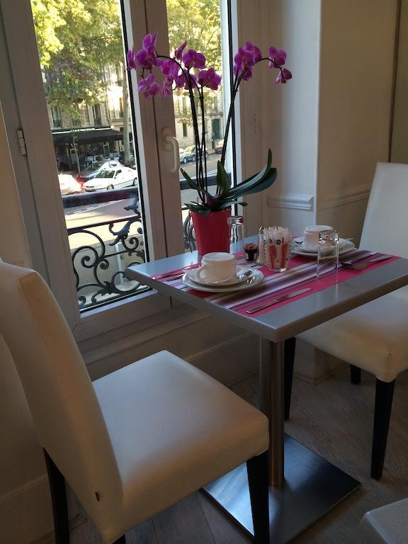 Фото Hotel Avama Prony