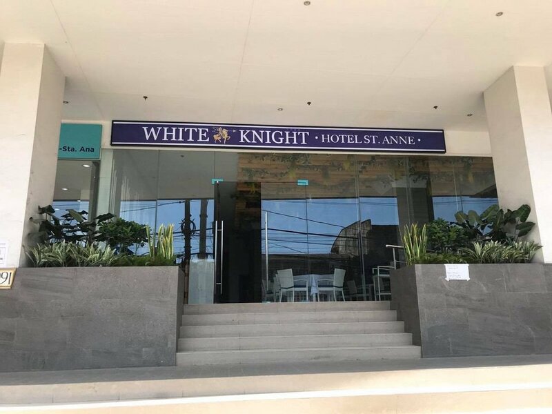 Гостиница White Knight Hotel Saint Anne Manila в Маниле