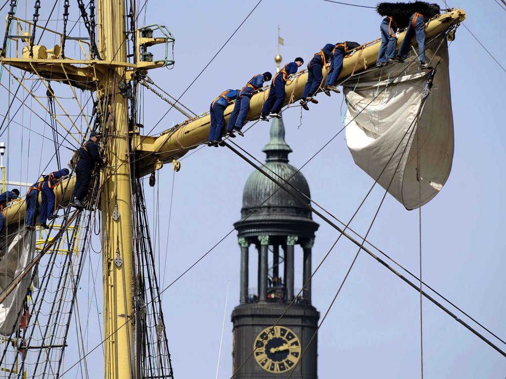 Фото B&B HOTEL Hamburg Airport