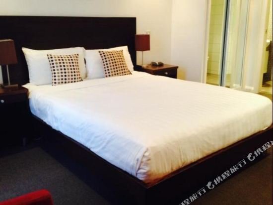 Фото The Esplanade Resort and SPA