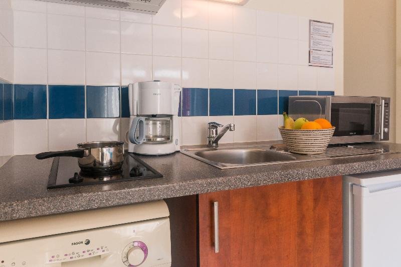 Фото Zenitude Hôtel-Résidences Nantes - La Beaujoire