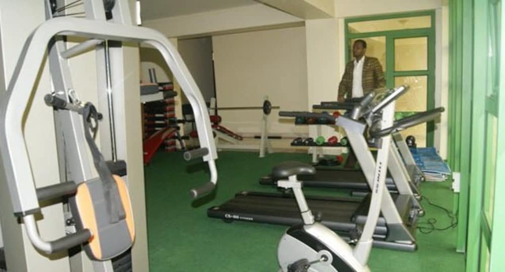 Фото Highlands Suites Hotel