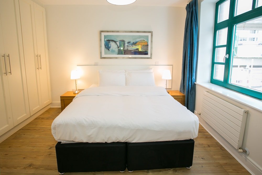 Фото Temple Bar District Apartments