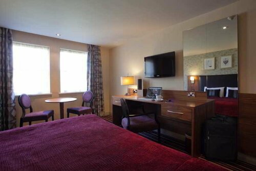 Hotel Gloucester Robinswood Hotel, Gloucester, photo