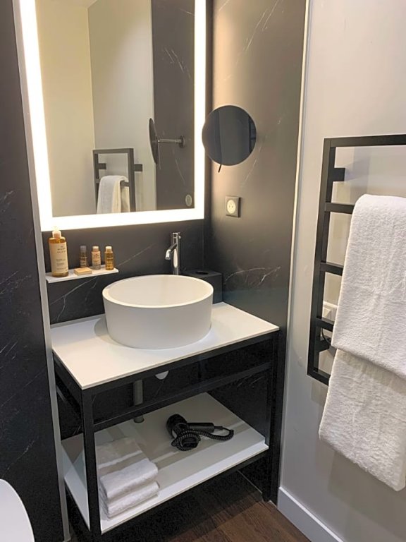 Фото Best Western Plus Le Conquerant Rouen Nord