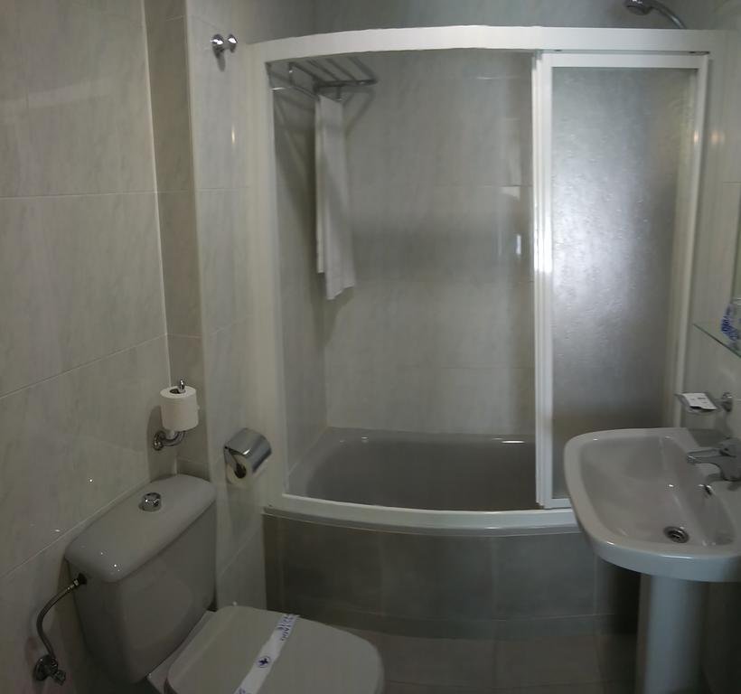Фото Hotel Vilagarcia