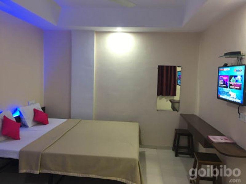 Фото Hotel Yash Executive