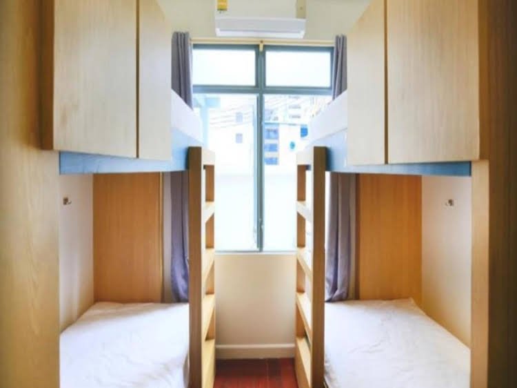 Фото Hostel 8 Sukhumvit Nana Bangkok