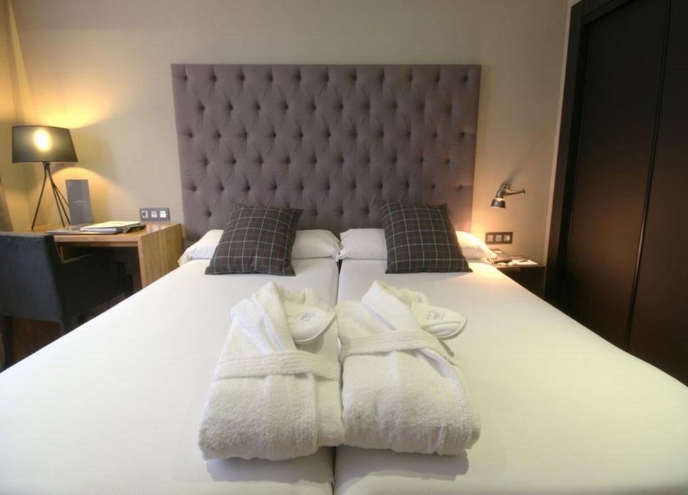 Фото Hotel Zenit Abeba