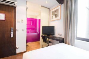 Гостиница Petit Palace Arana