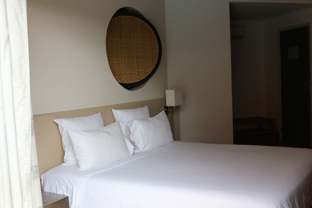 Фото Radisson Hotel Tamboho Waterfront Antananarivo