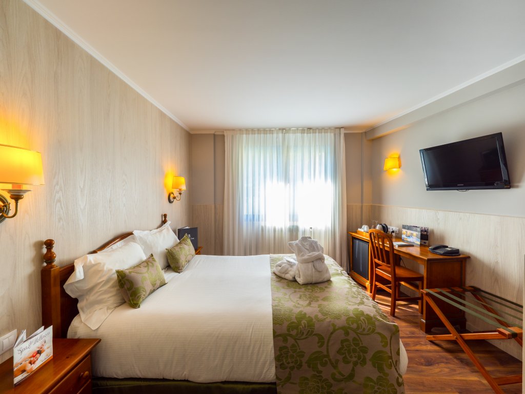 Фото Hotel SPA Princesa Parc