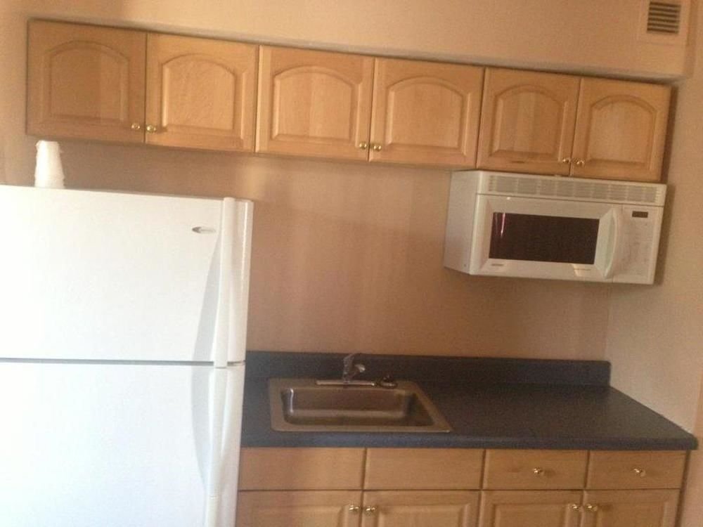 Фото Collins Avenue Hostel