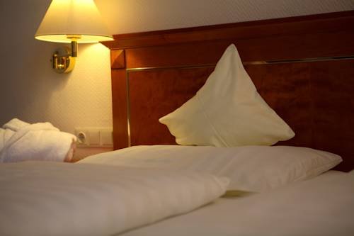 Фото Hotel Niedersaechsischer Hof