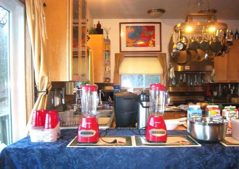 Фото Coppertoppe Inn and Retreat Center