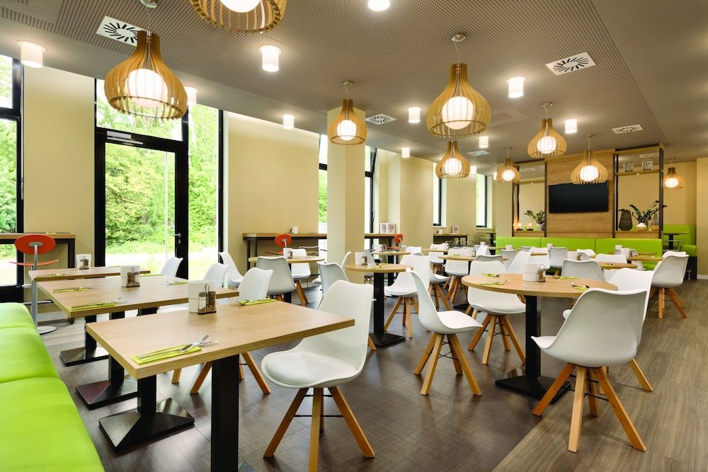 Фото Super 8 by Wyndham Hamburg Mitte