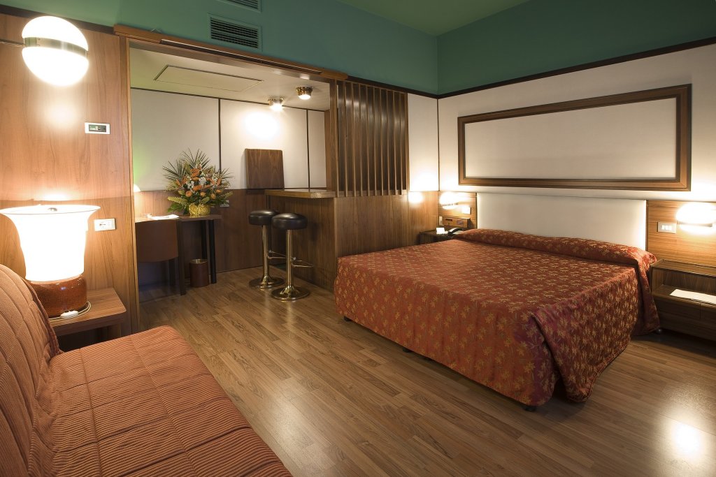 Фото Grand Hotel Elite